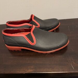 Cougar Black and Red Ankle Boots